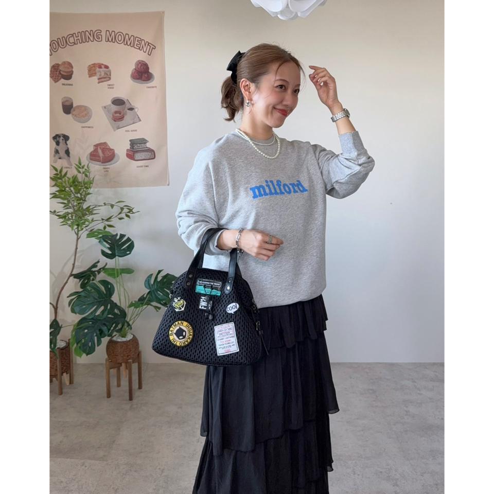 {{.FirstItem.Brand.Name}}({{.FirstItem.Brand.NameKana}})の「{{.FirstItem.Name}}」を使った{{.PostType}}