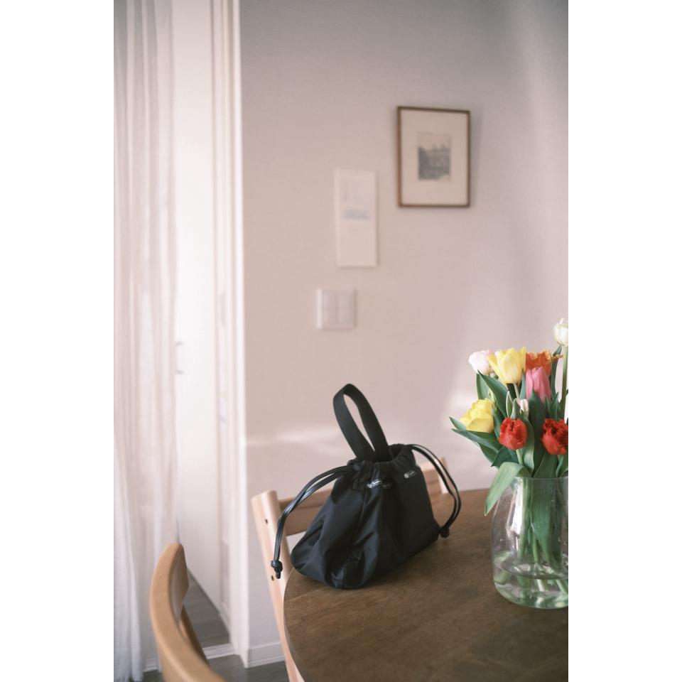 {{.FirstItem.Brand.Name}}({{.FirstItem.Brand.NameKana}})の「{{.FirstItem.Name}}」を使った{{.PostType}}