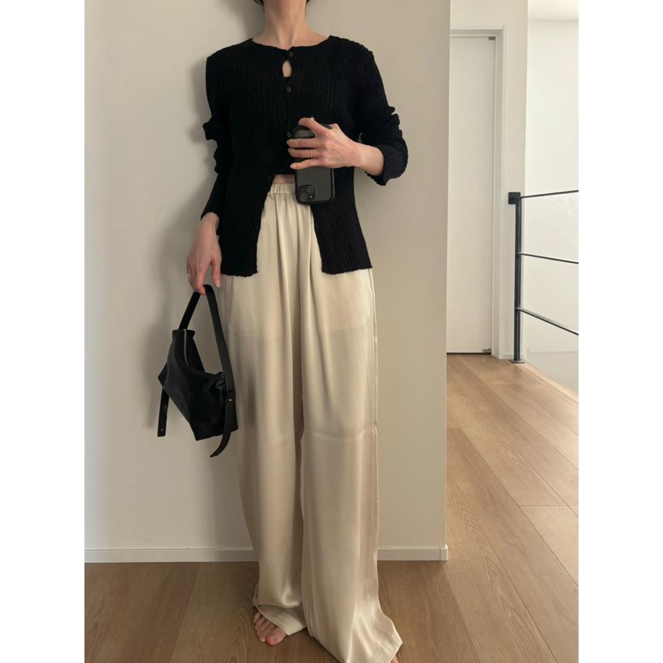 {{.FirstItem.Brand.Name}}({{.FirstItem.Brand.NameKana}})の「{{.FirstItem.Name}}」を使った{{.PostType}}