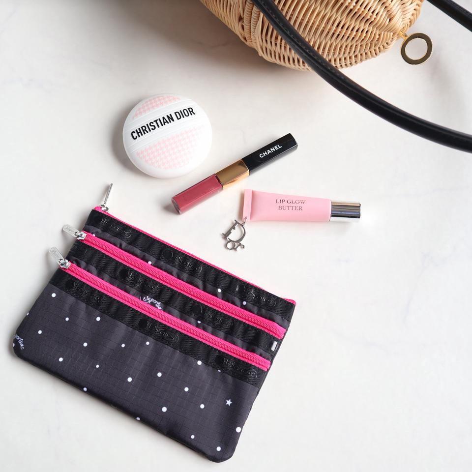 {{.FirstItem.Brand.Name}}({{.FirstItem.Brand.NameKana}})の「{{.FirstItem.Name}}」を使った{{.PostType}}