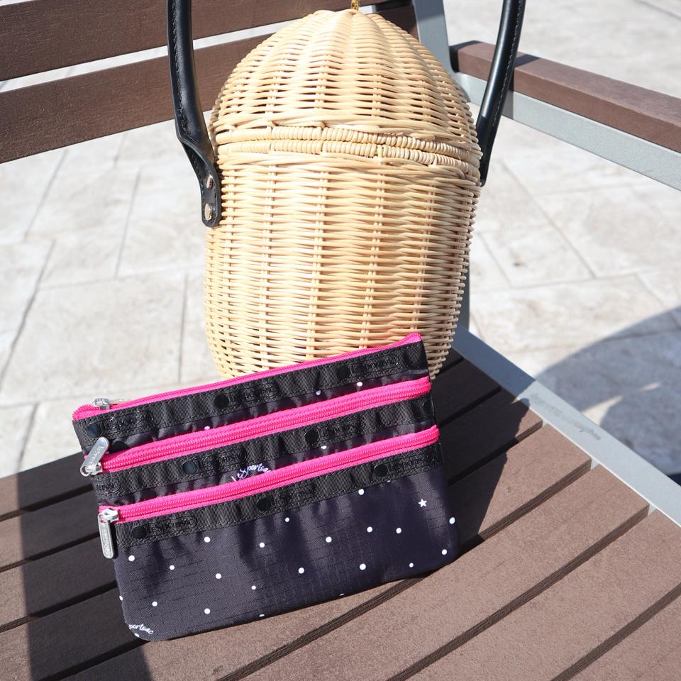 {{.FirstItem.Brand.Name}}({{.FirstItem.Brand.NameKana}})の「{{.FirstItem.Name}}」を使った{{.PostType}}