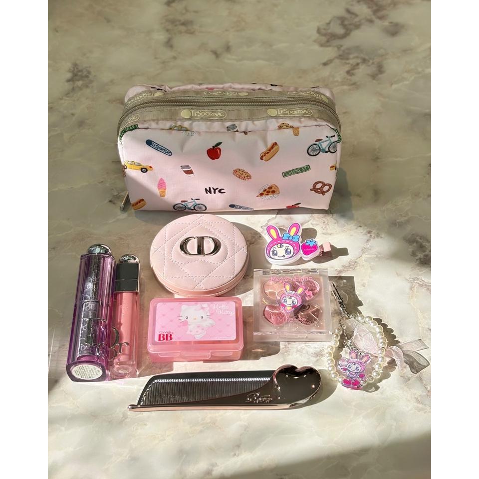 {{.FirstItem.Brand.Name}}({{.FirstItem.Brand.NameKana}})の「{{.FirstItem.Name}}」を使った{{.PostType}}