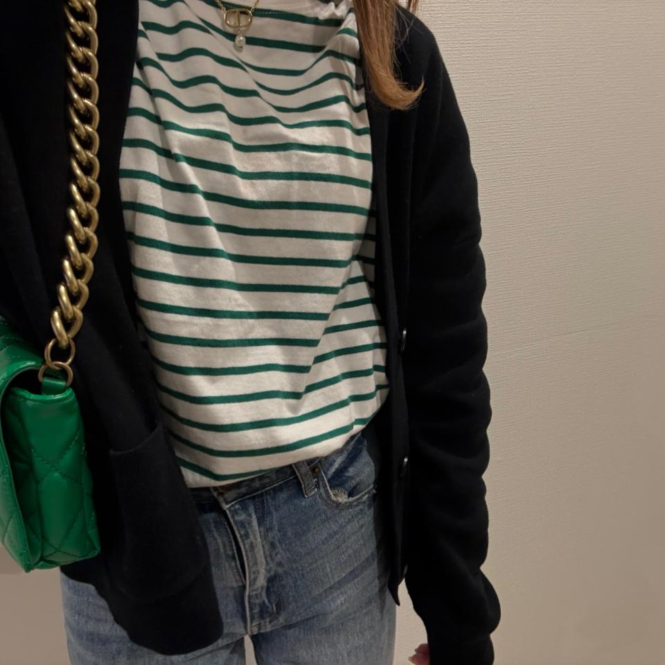 {{.FirstItem.Brand.Name}}({{.FirstItem.Brand.NameKana}})の「{{.FirstItem.Name}}」を使った{{.PostType}}