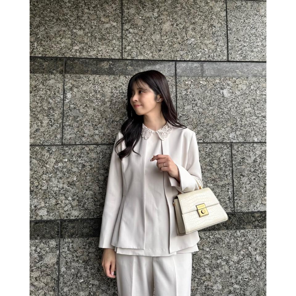 {{.FirstItem.Brand.Name}}({{.FirstItem.Brand.NameKana}})の「{{.FirstItem.Name}}」を使った{{.PostType}}