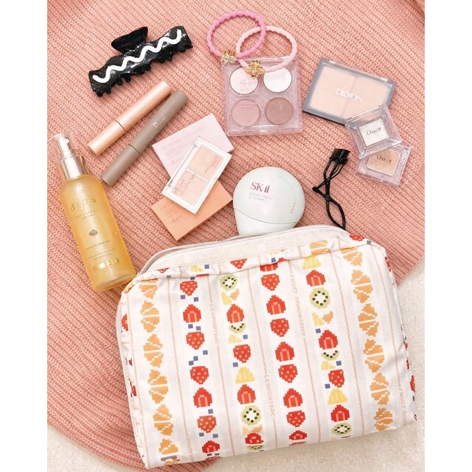 {{.FirstItem.Brand.Name}}({{.FirstItem.Brand.NameKana}})の「{{.FirstItem.Name}}」を使った{{.PostType}}