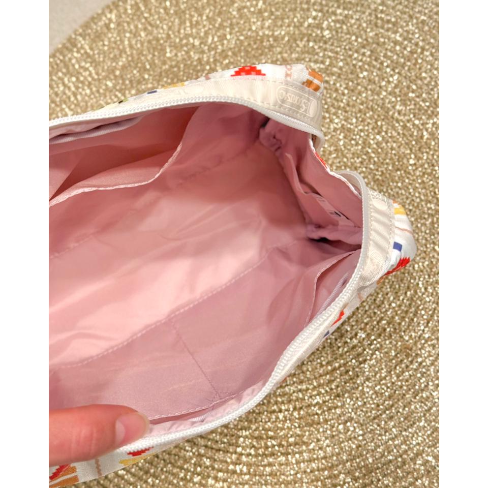 {{.FirstItem.Brand.Name}}({{.FirstItem.Brand.NameKana}})の「{{.FirstItem.Name}}」を使った{{.PostType}}