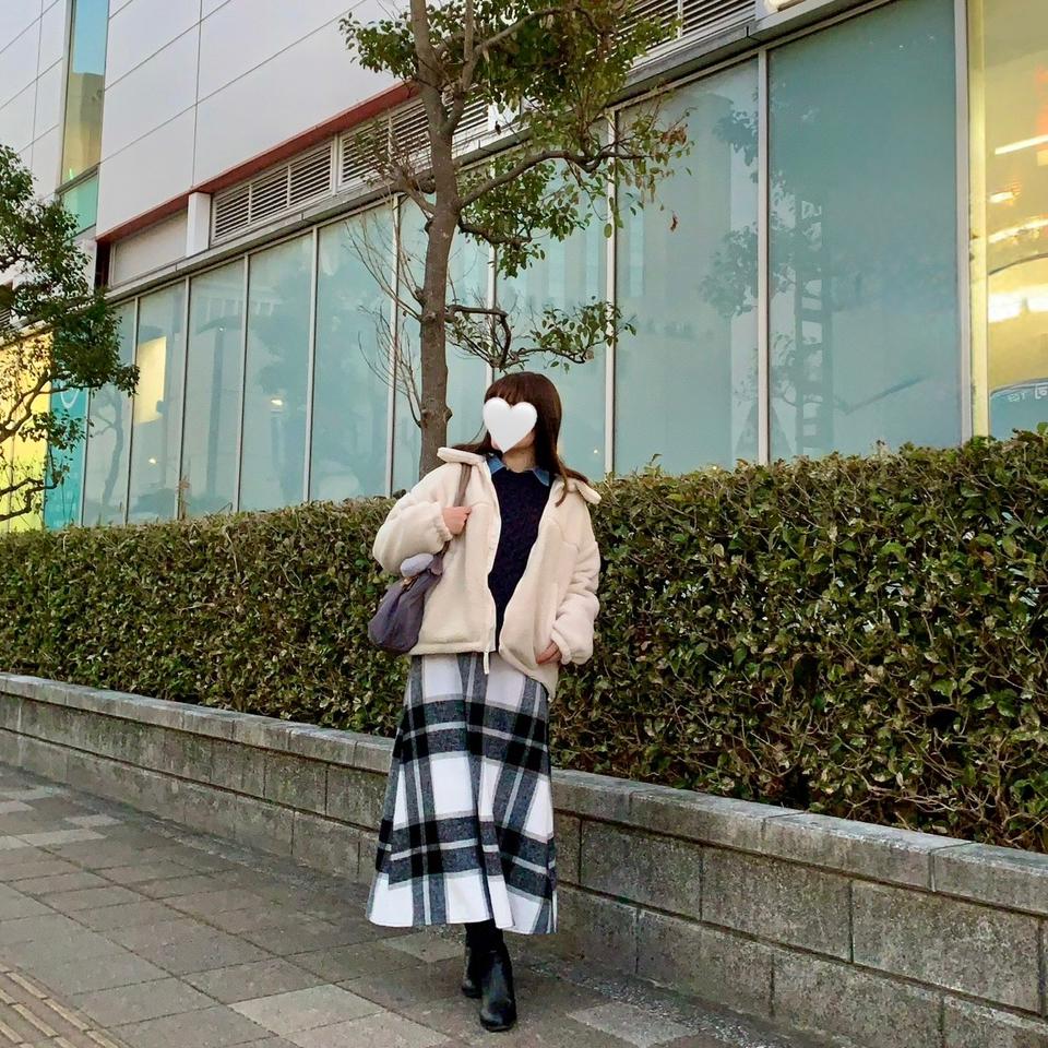 {{.FirstItem.Brand.Name}}({{.FirstItem.Brand.NameKana}})の「{{.FirstItem.Name}}」を使った{{.PostType}}