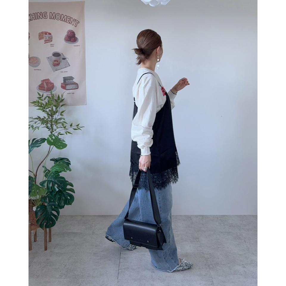 {{.FirstItem.Brand.Name}}({{.FirstItem.Brand.NameKana}})の「{{.FirstItem.Name}}」を使った{{.PostType}}