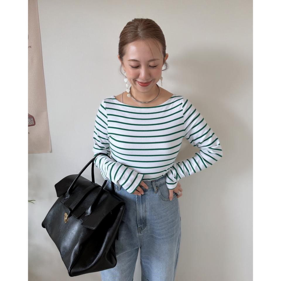 {{.FirstItem.Brand.Name}}({{.FirstItem.Brand.NameKana}})の「{{.FirstItem.Name}}」を使った{{.PostType}}