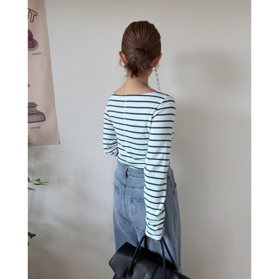 {{.FirstItem.Brand.Name}}({{.FirstItem.Brand.NameKana}})の「{{.FirstItem.Name}}」を使った{{.PostType}}