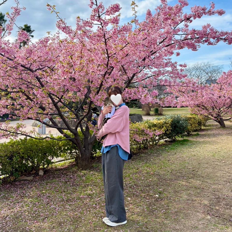 {{.FirstItem.Brand.Name}}({{.FirstItem.Brand.NameKana}})の「{{.FirstItem.Name}}」を使った{{.PostType}}