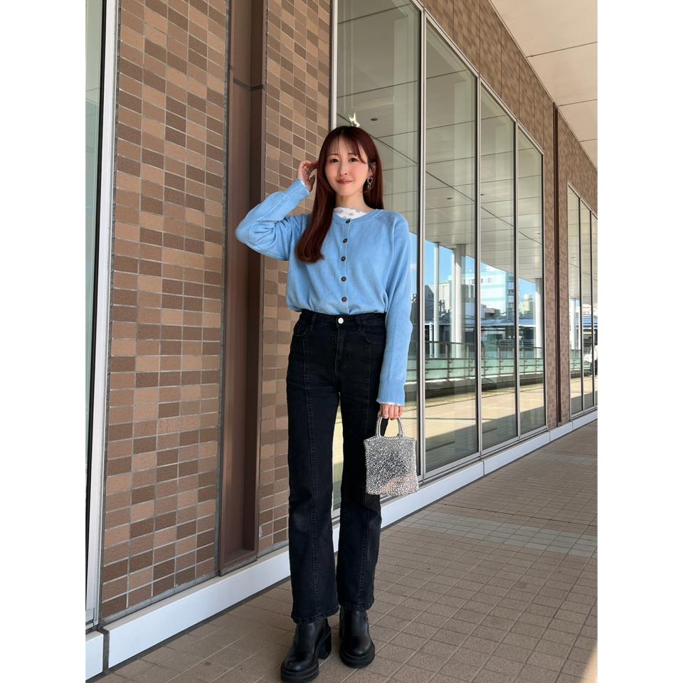 {{.FirstItem.Brand.Name}}({{.FirstItem.Brand.NameKana}})の「{{.FirstItem.Name}}」を使った{{.PostType}}