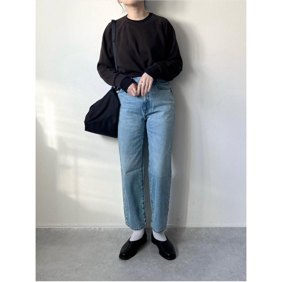 {{.FirstItem.Brand.Name}}({{.FirstItem.Brand.NameKana}})の「{{.FirstItem.Name}}」を使った{{.PostType}}