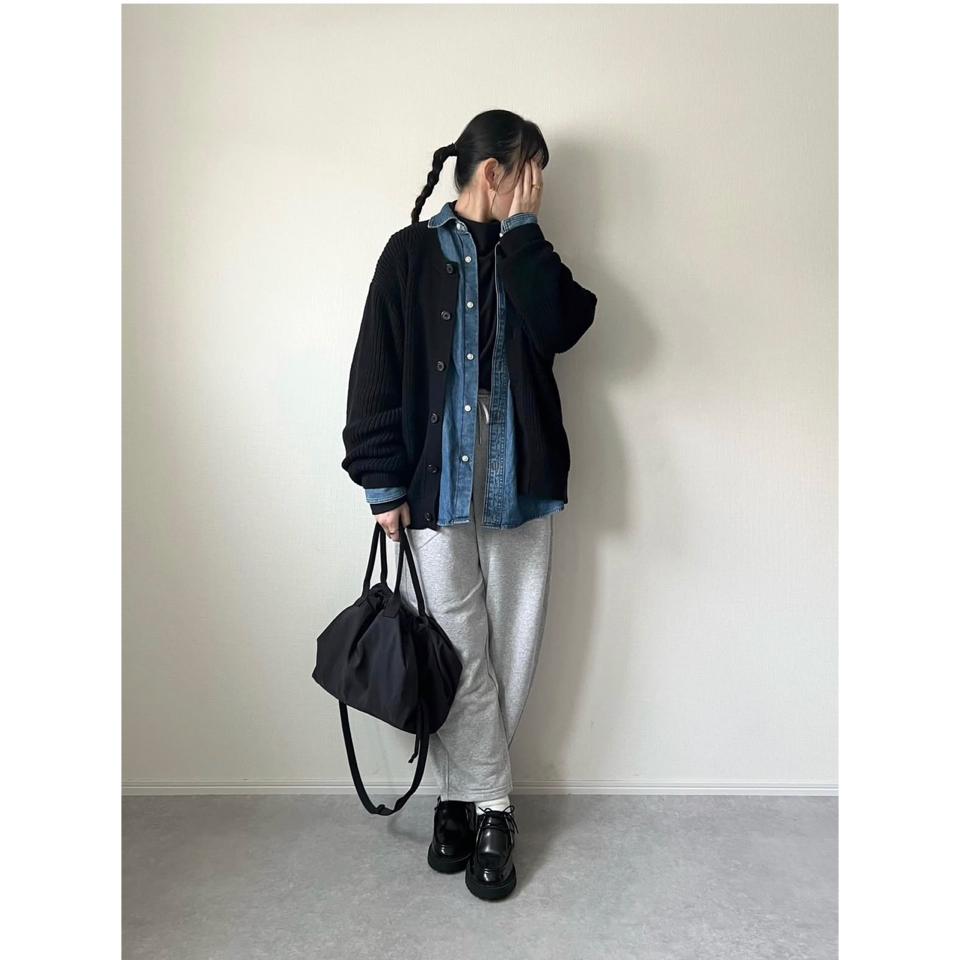 {{.FirstItem.Brand.Name}}({{.FirstItem.Brand.NameKana}})の「{{.FirstItem.Name}}」を使った{{.PostType}}