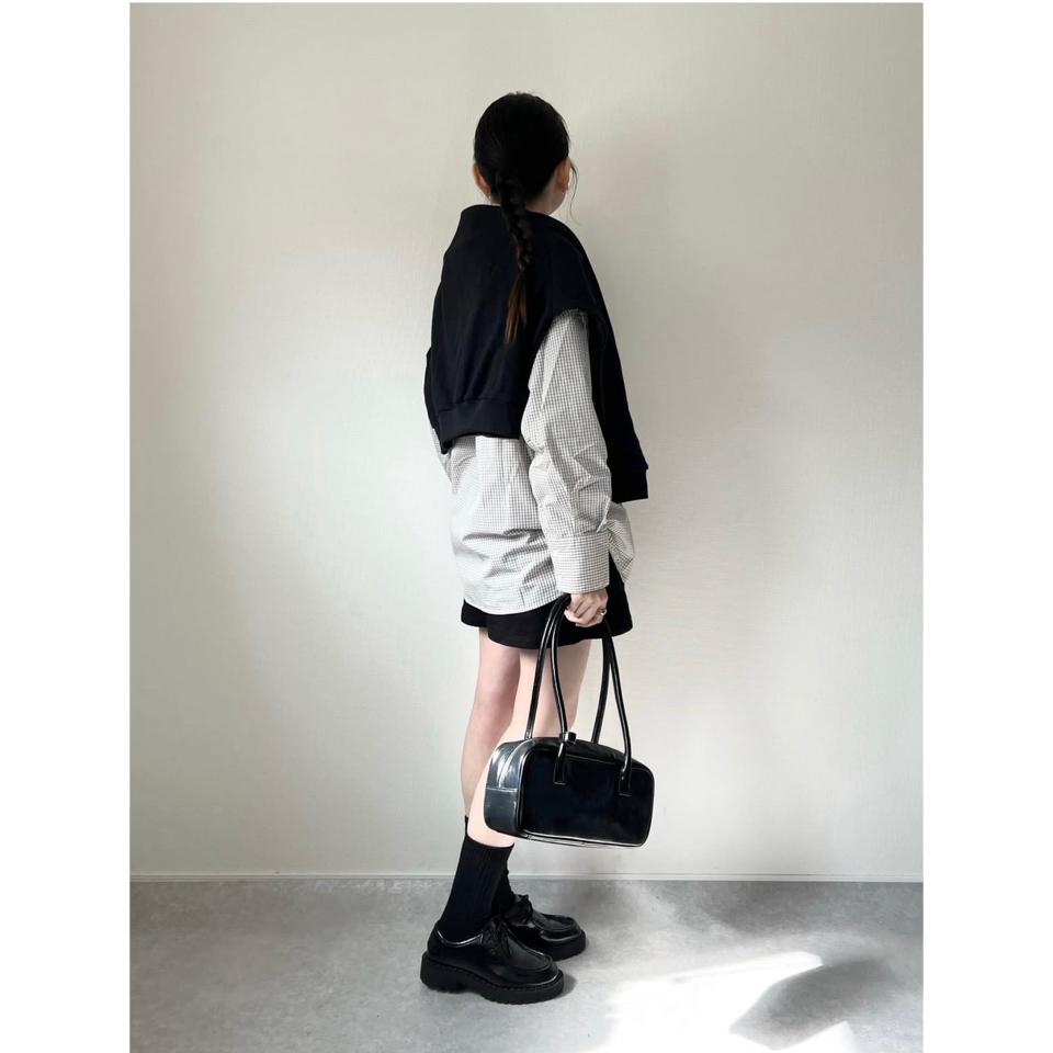 {{.FirstItem.Brand.Name}}({{.FirstItem.Brand.NameKana}})の「{{.FirstItem.Name}}」を使った{{.PostType}}