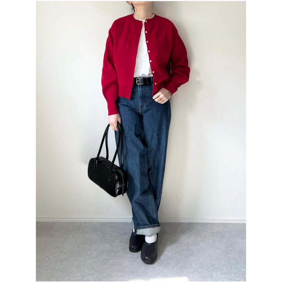 {{.FirstItem.Brand.Name}}({{.FirstItem.Brand.NameKana}})の「{{.FirstItem.Name}}」を使った{{.PostType}}