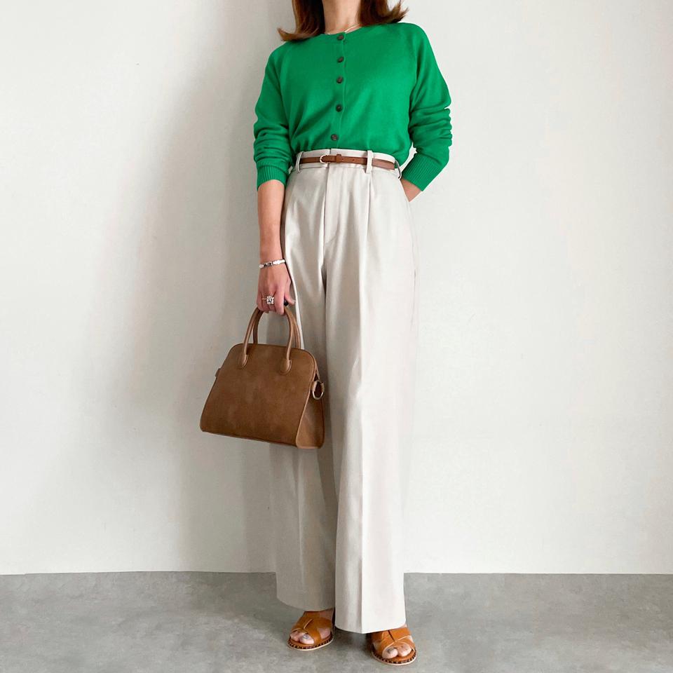 {{.FirstItem.Brand.Name}}({{.FirstItem.Brand.NameKana}})の「{{.FirstItem.Name}}」を使った{{.PostType}}