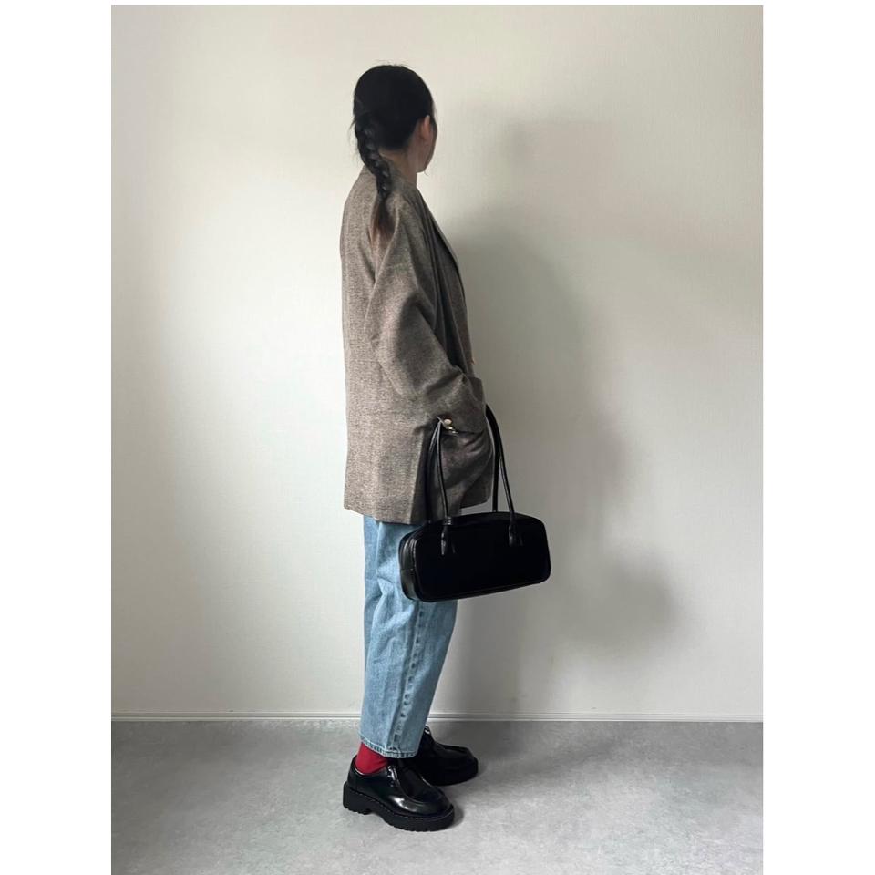 {{.FirstItem.Brand.Name}}({{.FirstItem.Brand.NameKana}})の「{{.FirstItem.Name}}」を使った{{.PostType}}