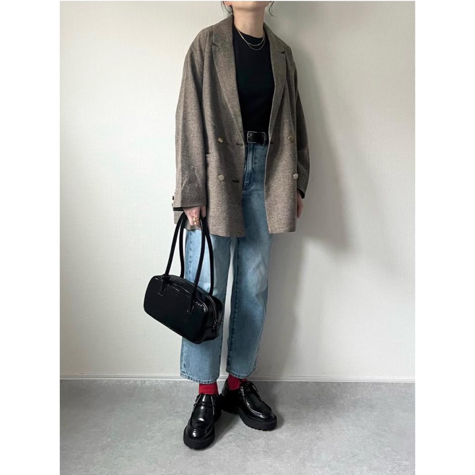 {{.FirstItem.Brand.Name}}({{.FirstItem.Brand.NameKana}})の「{{.FirstItem.Name}}」を使った{{.PostType}}