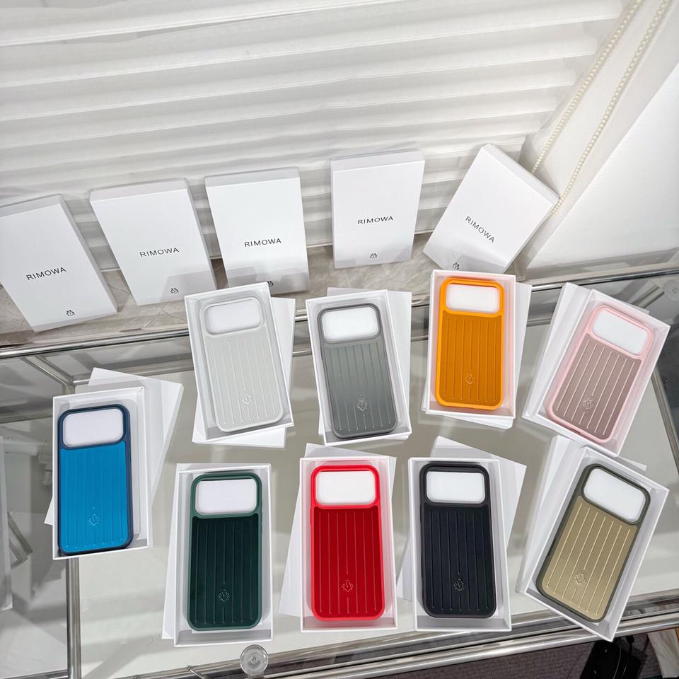 {{.FirstItem.Brand.Name}}({{.FirstItem.Brand.NameKana}})の「{{.FirstItem.Name}}」を使った{{.PostType}}