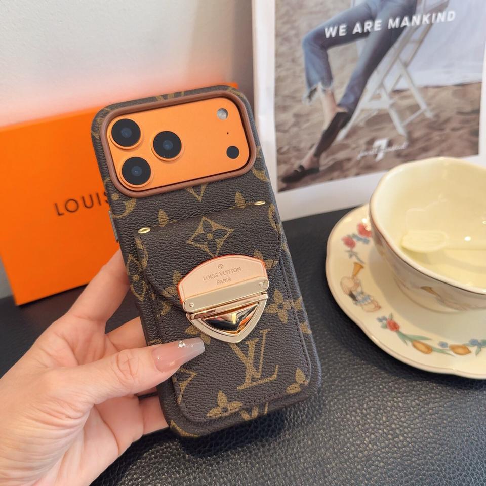 {{.FirstItem.Brand.Name}}({{.FirstItem.Brand.NameKana}})の「{{.FirstItem.Name}}」を使った{{.PostType}}