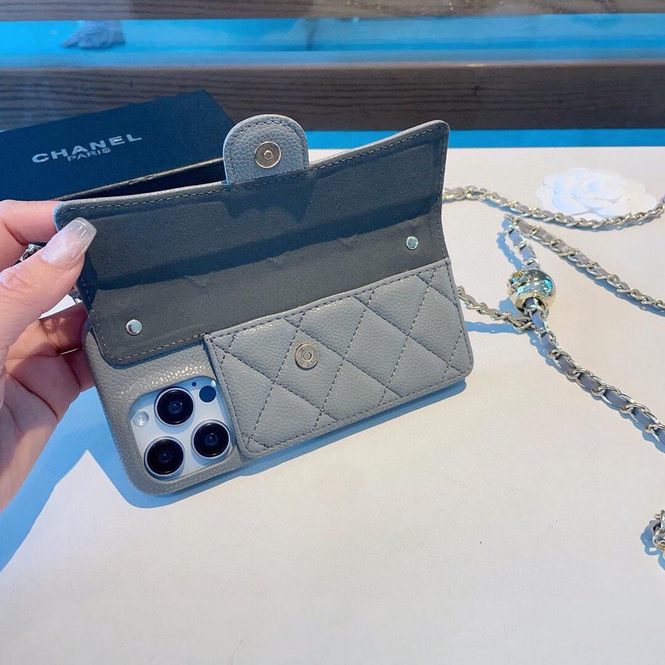 {{.FirstItem.Brand.Name}}({{.FirstItem.Brand.NameKana}})の「{{.FirstItem.Name}}」を使った{{.PostType}}