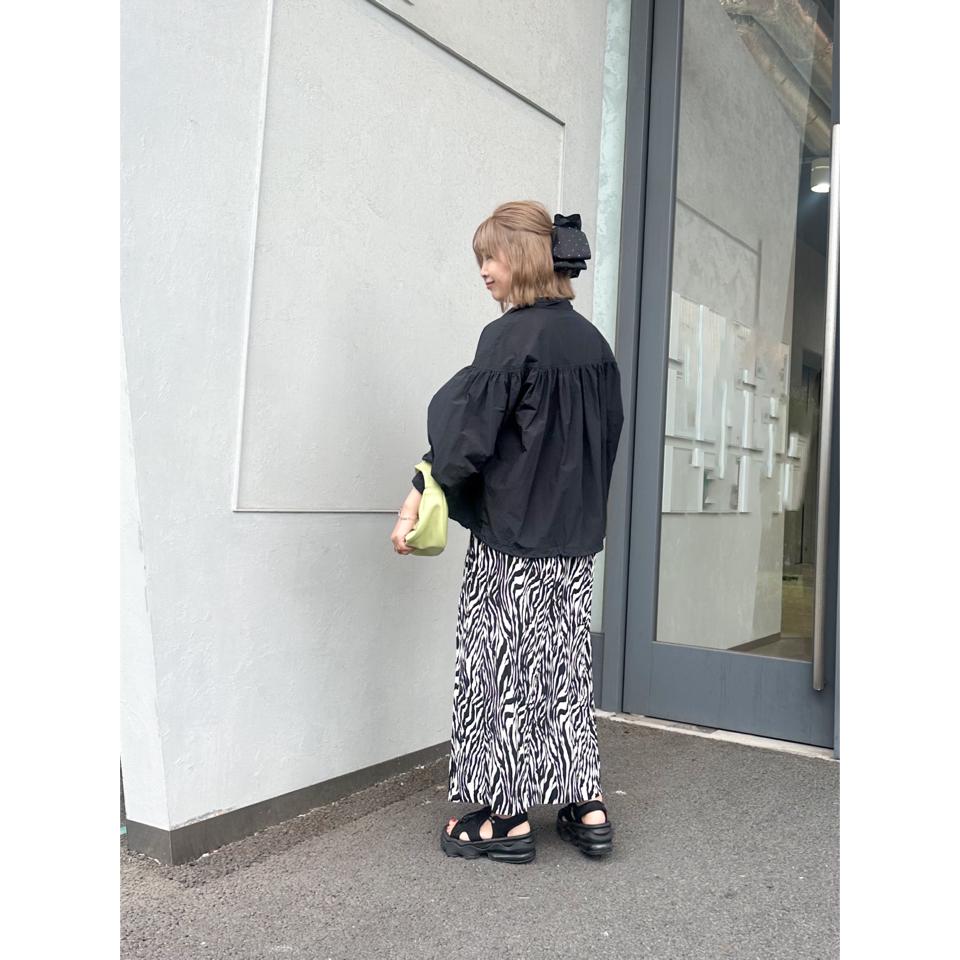 {{.FirstItem.Brand.Name}}({{.FirstItem.Brand.NameKana}})の「{{.FirstItem.Name}}」を使った{{.PostType}}