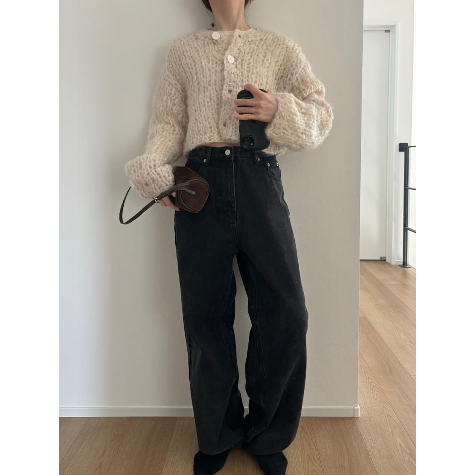 {{.FirstItem.Brand.Name}}({{.FirstItem.Brand.NameKana}})の「{{.FirstItem.Name}}」を使った{{.PostType}}