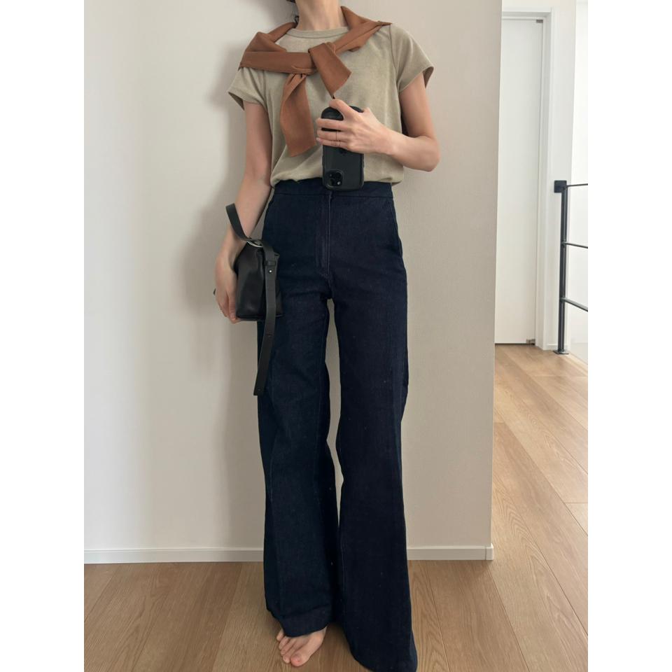 {{.FirstItem.Brand.Name}}({{.FirstItem.Brand.NameKana}})の「{{.FirstItem.Name}}」を使った{{.PostType}}