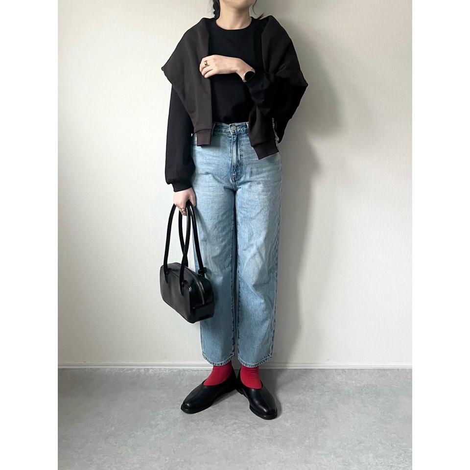 {{.FirstItem.Brand.Name}}({{.FirstItem.Brand.NameKana}})の「{{.FirstItem.Name}}」を使った{{.PostType}}