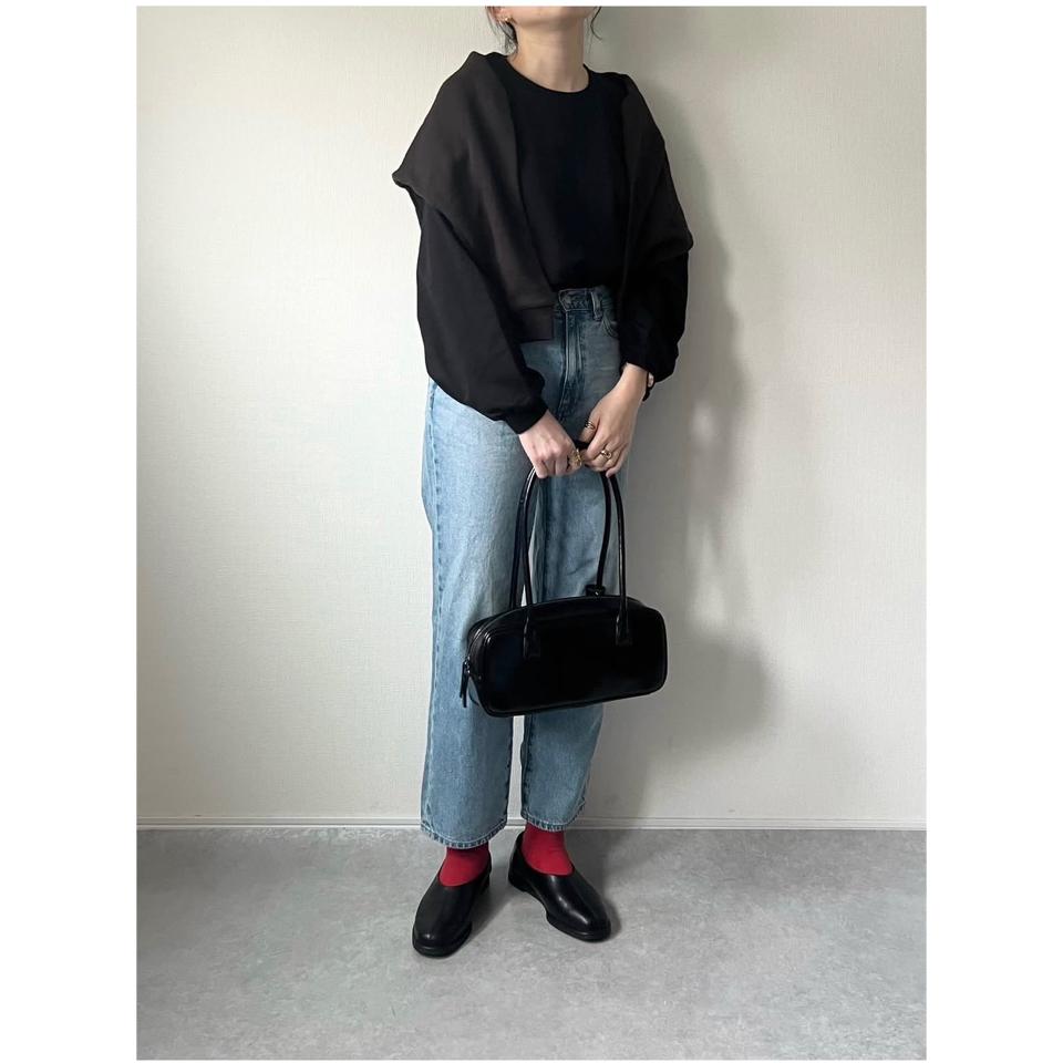 {{.FirstItem.Brand.Name}}({{.FirstItem.Brand.NameKana}})の「{{.FirstItem.Name}}」を使った{{.PostType}}