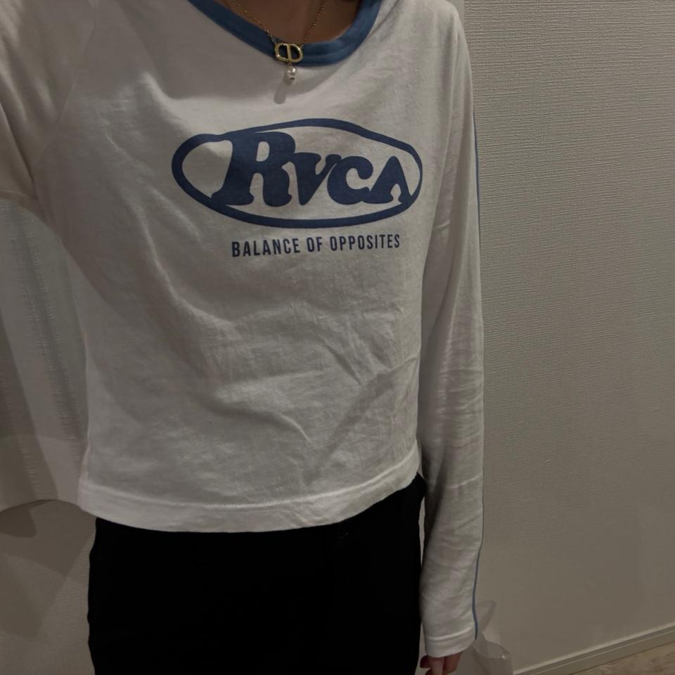 {{.FirstItem.Brand.Name}}({{.FirstItem.Brand.NameKana}})の「{{.FirstItem.Name}}」を使った{{.PostType}}