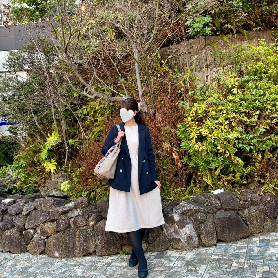 {{.FirstItem.Brand.Name}}({{.FirstItem.Brand.NameKana}})の「{{.FirstItem.Name}}」を使った{{.PostType}}