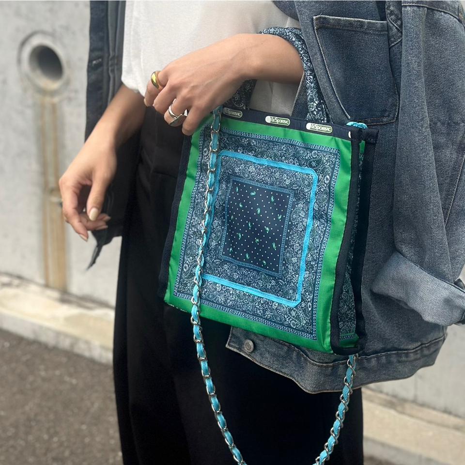 {{.FirstItem.Brand.Name}}({{.FirstItem.Brand.NameKana}})の「{{.FirstItem.Name}}」を使った{{.PostType}}