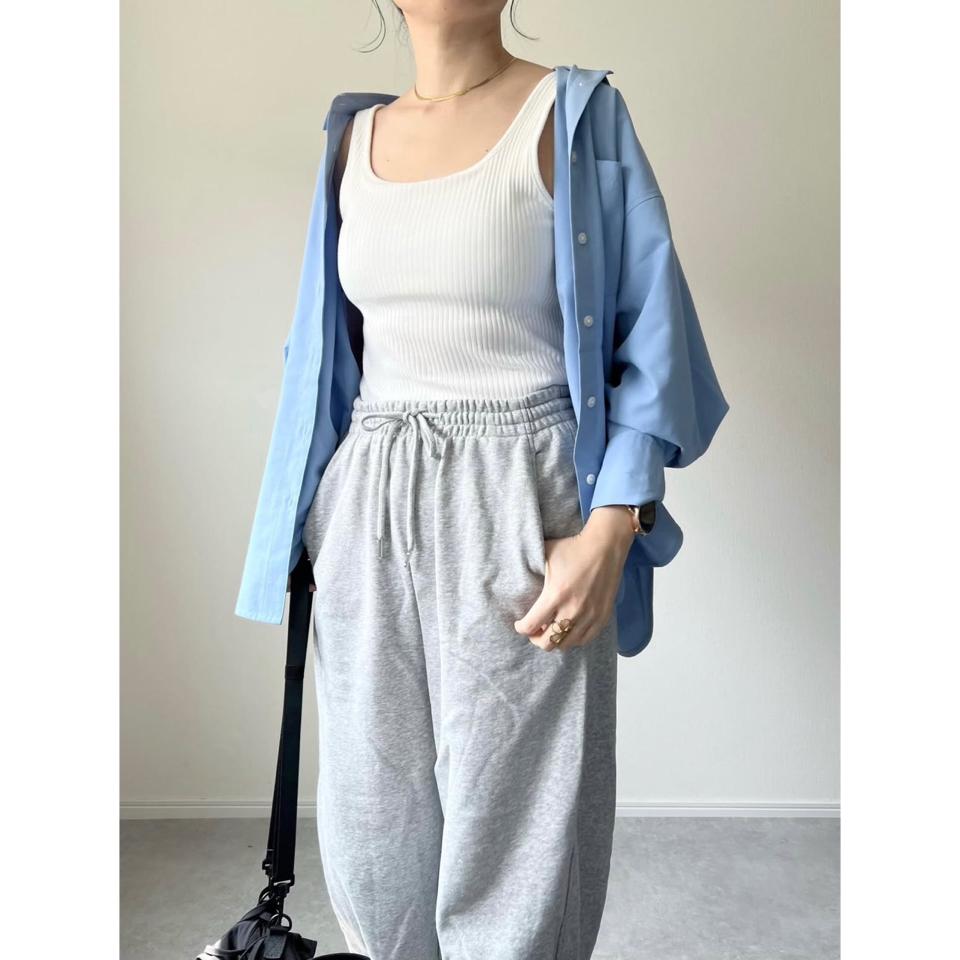 {{.FirstItem.Brand.Name}}({{.FirstItem.Brand.NameKana}})の「{{.FirstItem.Name}}」を使った{{.PostType}}