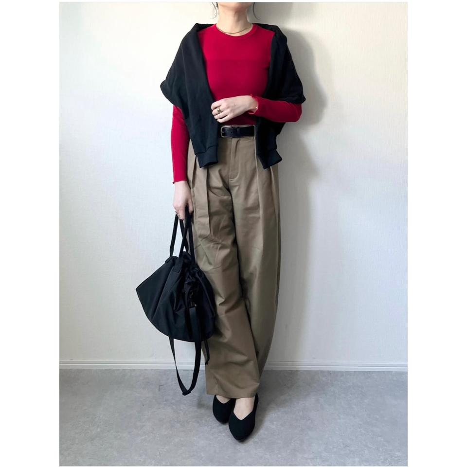 {{.FirstItem.Brand.Name}}({{.FirstItem.Brand.NameKana}})の「{{.FirstItem.Name}}」を使った{{.PostType}}