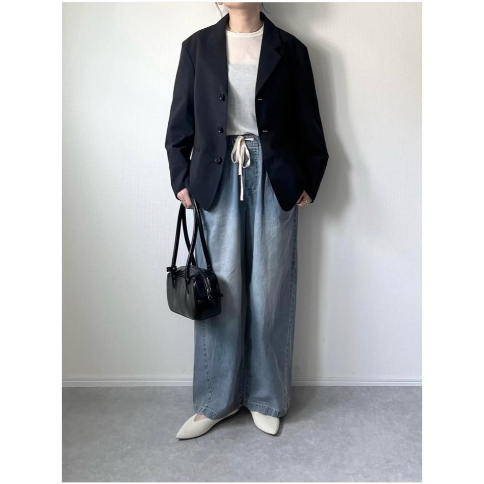 {{.FirstItem.Brand.Name}}({{.FirstItem.Brand.NameKana}})の「{{.FirstItem.Name}}」を使った{{.PostType}}