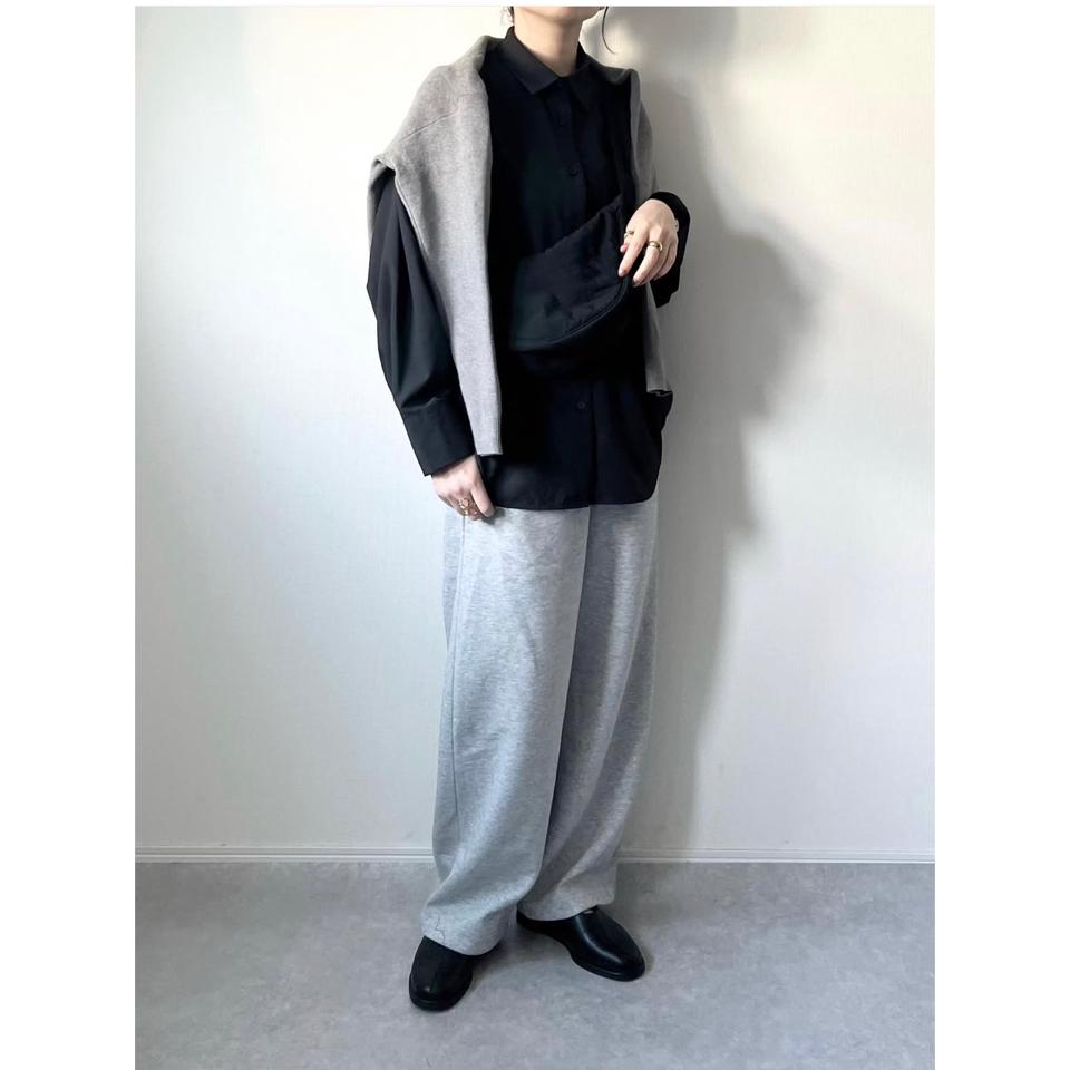 {{.FirstItem.Brand.Name}}({{.FirstItem.Brand.NameKana}})の「{{.FirstItem.Name}}」を使った{{.PostType}}