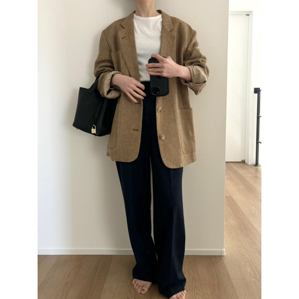 {{.FirstItem.Brand.Name}}({{.FirstItem.Brand.NameKana}})の「{{.FirstItem.Name}}」を使った{{.PostType}}