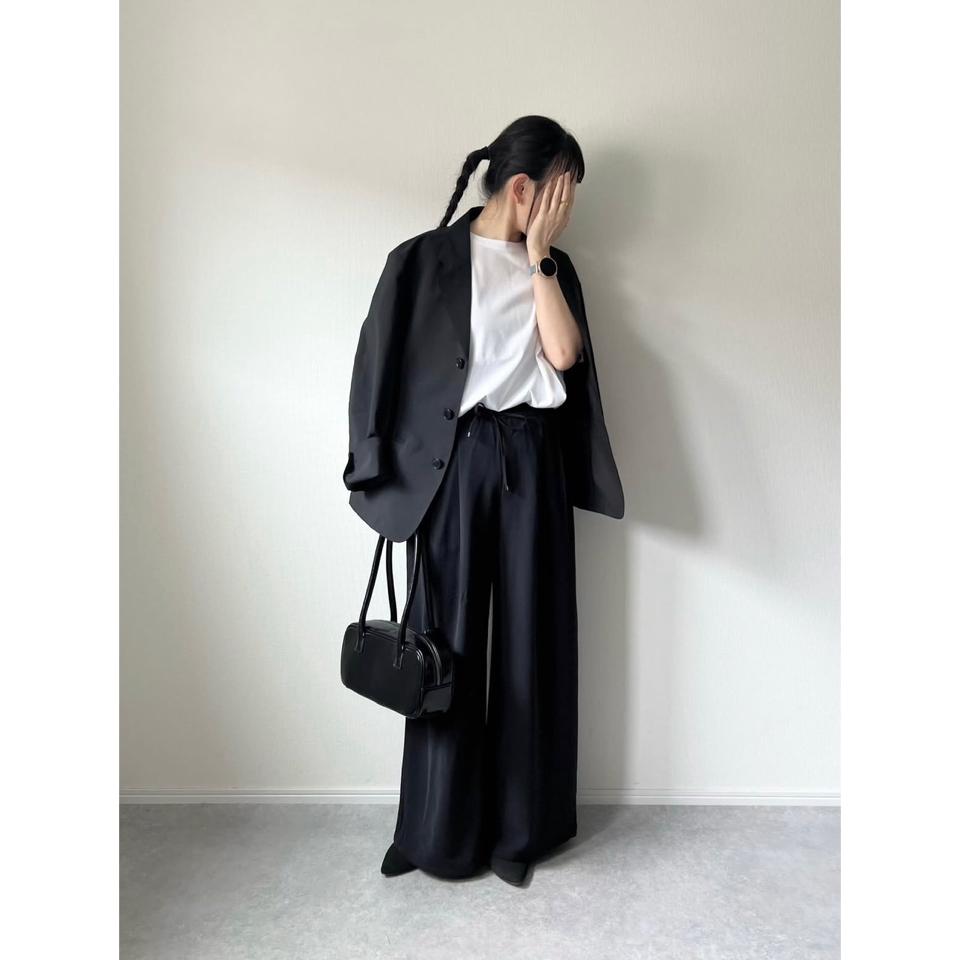 {{.FirstItem.Brand.Name}}({{.FirstItem.Brand.NameKana}})の「{{.FirstItem.Name}}」を使った{{.PostType}}