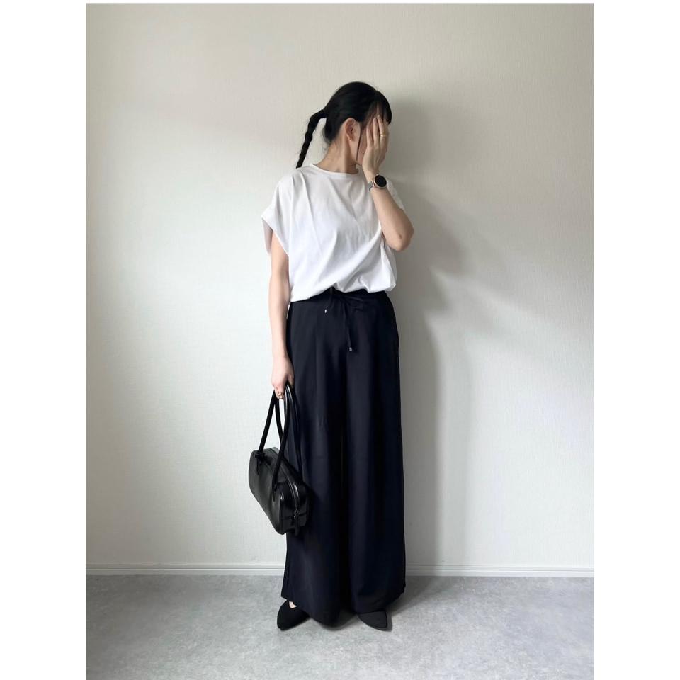 {{.FirstItem.Brand.Name}}({{.FirstItem.Brand.NameKana}})の「{{.FirstItem.Name}}」を使った{{.PostType}}