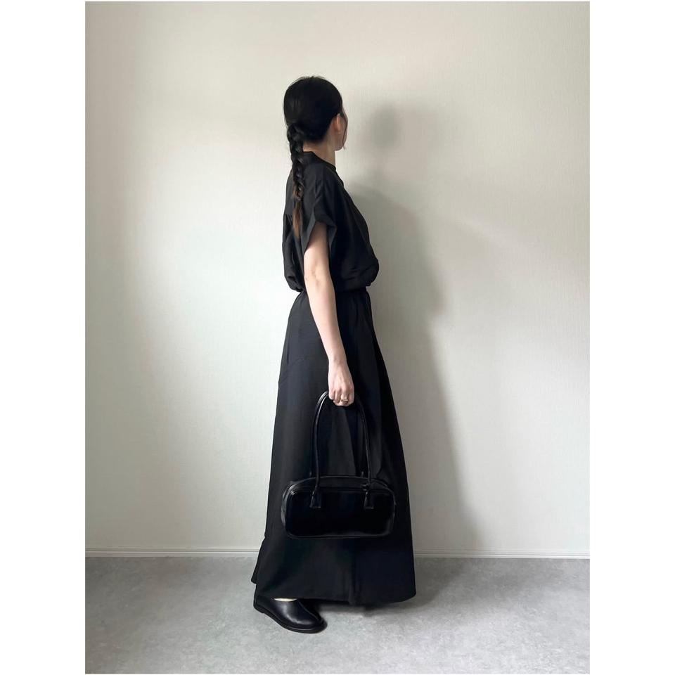 {{.FirstItem.Brand.Name}}({{.FirstItem.Brand.NameKana}})の「{{.FirstItem.Name}}」を使った{{.PostType}}