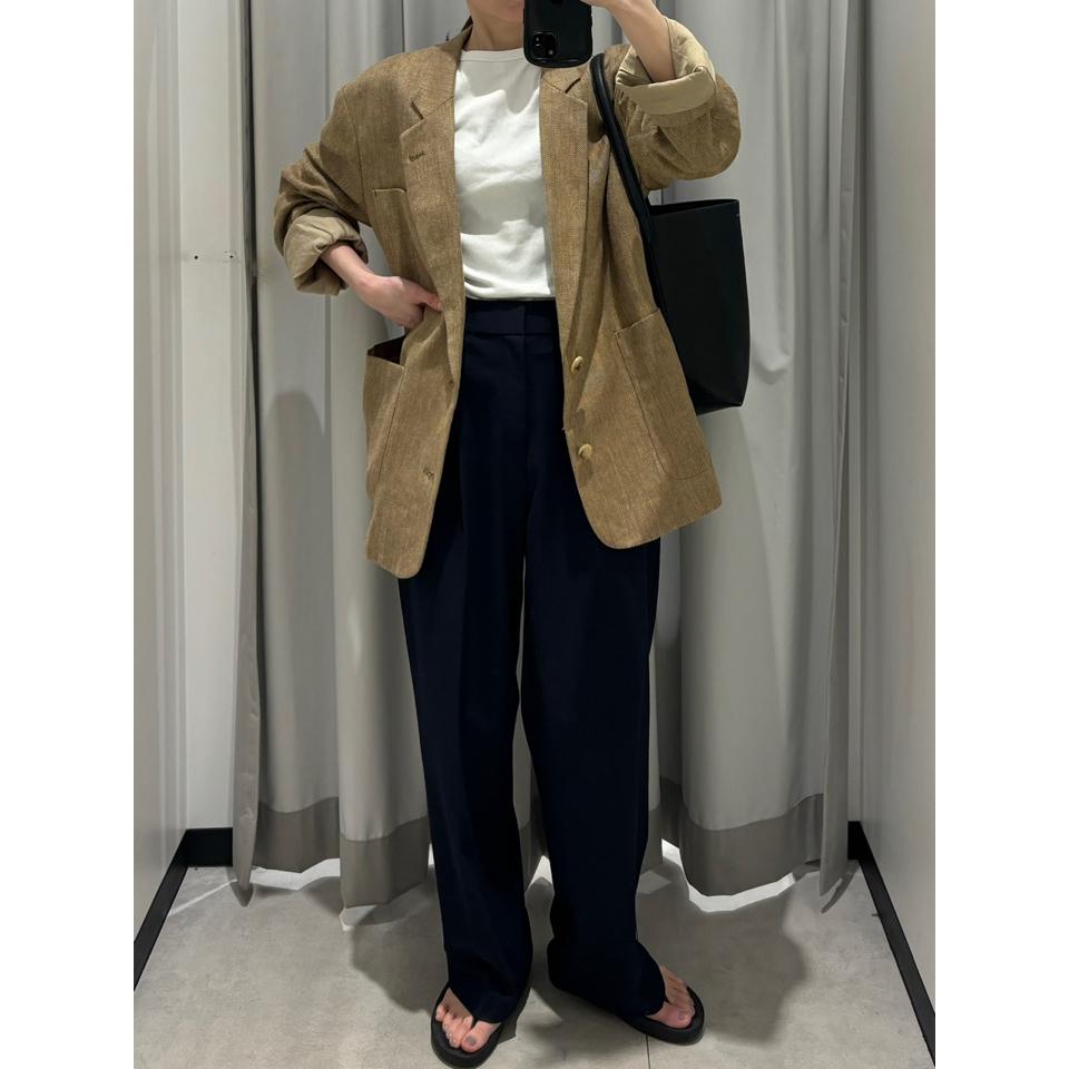 {{.FirstItem.Brand.Name}}({{.FirstItem.Brand.NameKana}})の「{{.FirstItem.Name}}」を使った{{.PostType}}