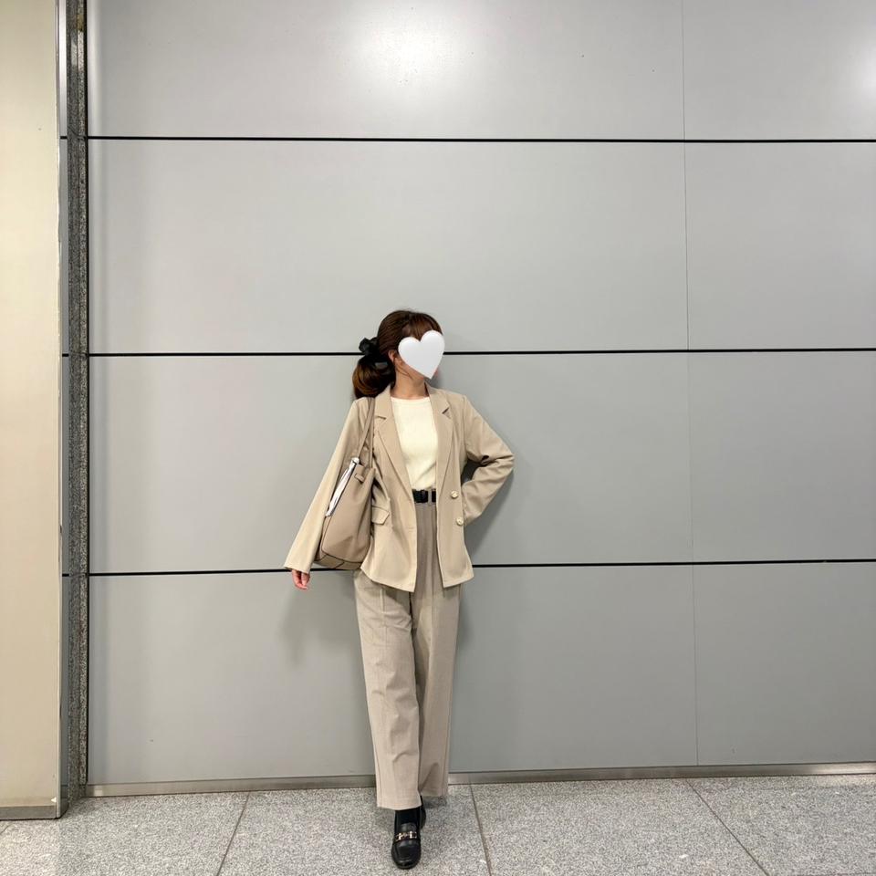 {{.FirstItem.Brand.Name}}({{.FirstItem.Brand.NameKana}})の「{{.FirstItem.Name}}」を使った{{.PostType}}