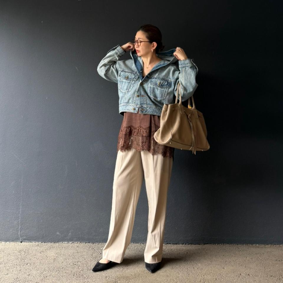 {{.FirstItem.Brand.Name}}({{.FirstItem.Brand.NameKana}})の「{{.FirstItem.Name}}」を使った{{.PostType}}