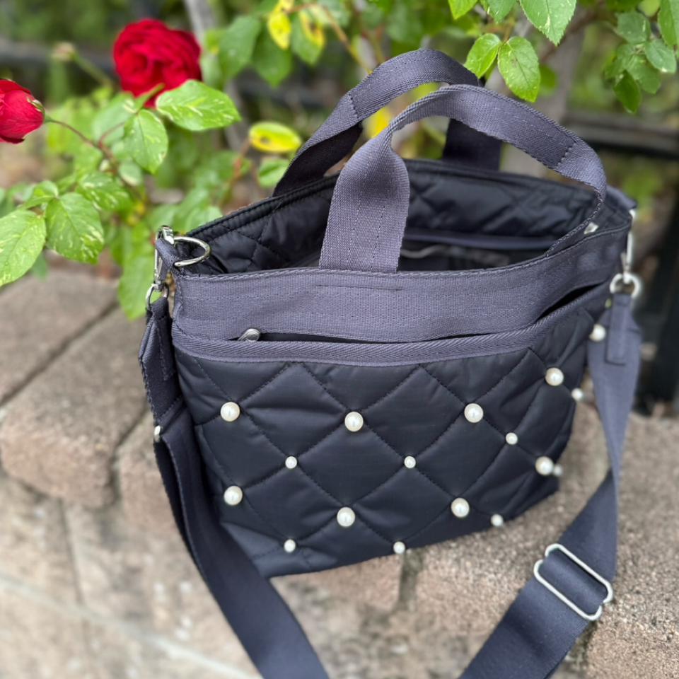 {{.FirstItem.Brand.Name}}({{.FirstItem.Brand.NameKana}})の「{{.FirstItem.Name}}」を使った{{.PostType}}