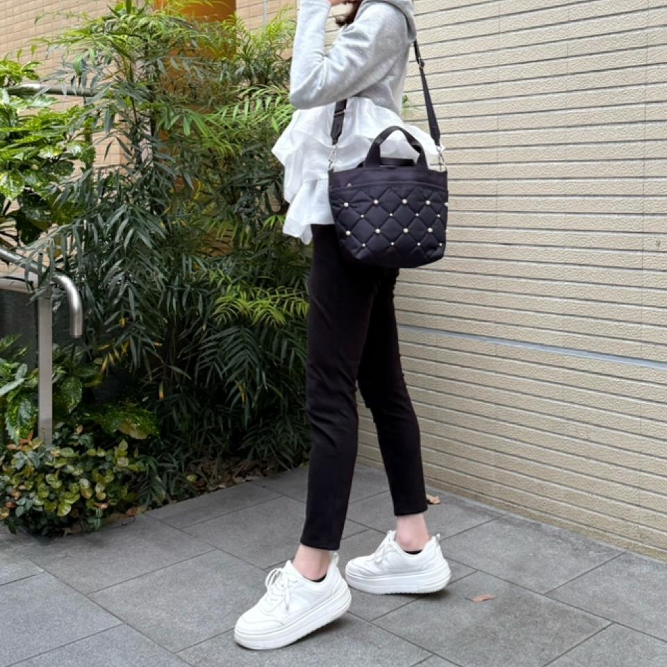 {{.FirstItem.Brand.Name}}({{.FirstItem.Brand.NameKana}})の「{{.FirstItem.Name}}」を使った{{.PostType}}