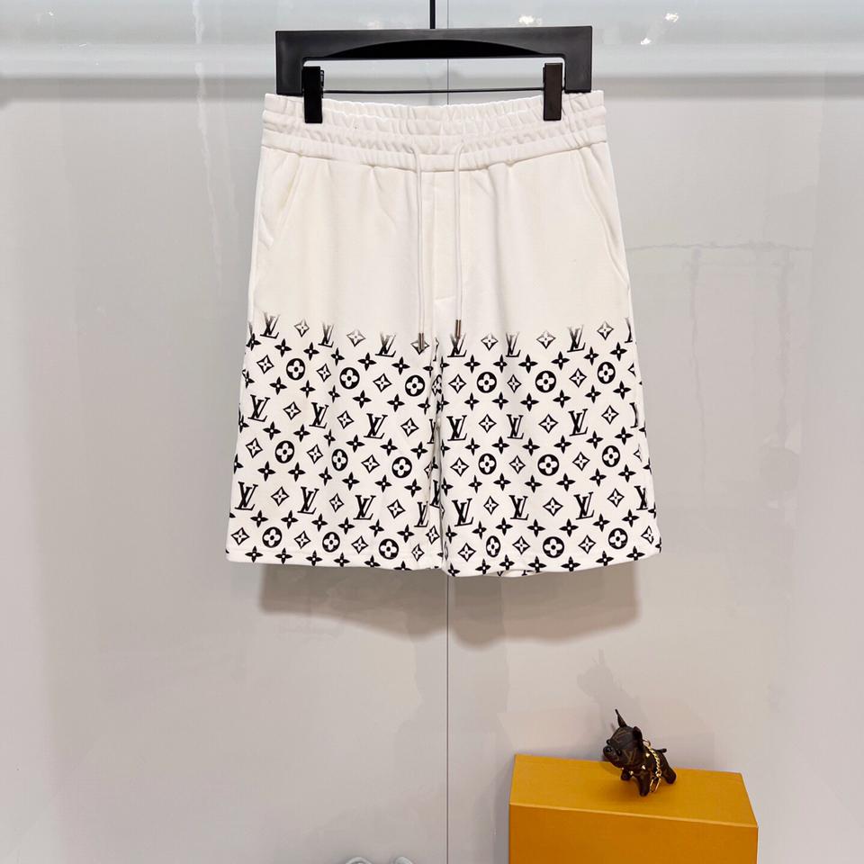 {{.FirstItem.Brand.Name}}({{.FirstItem.Brand.NameKana}})の「{{.FirstItem.Name}}」を使った{{.PostType}}