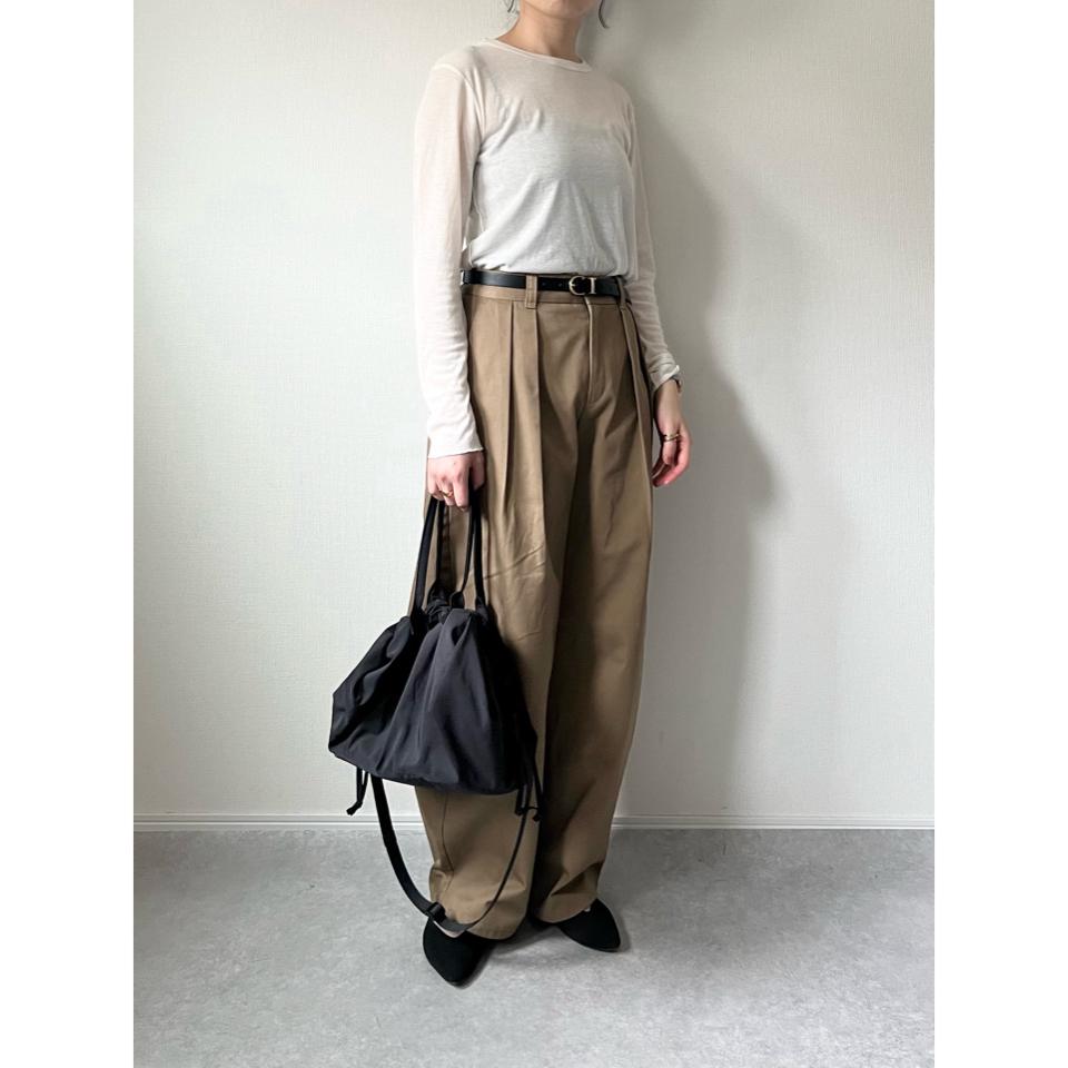 {{.FirstItem.Brand.Name}}({{.FirstItem.Brand.NameKana}})の「{{.FirstItem.Name}}」を使った{{.PostType}}