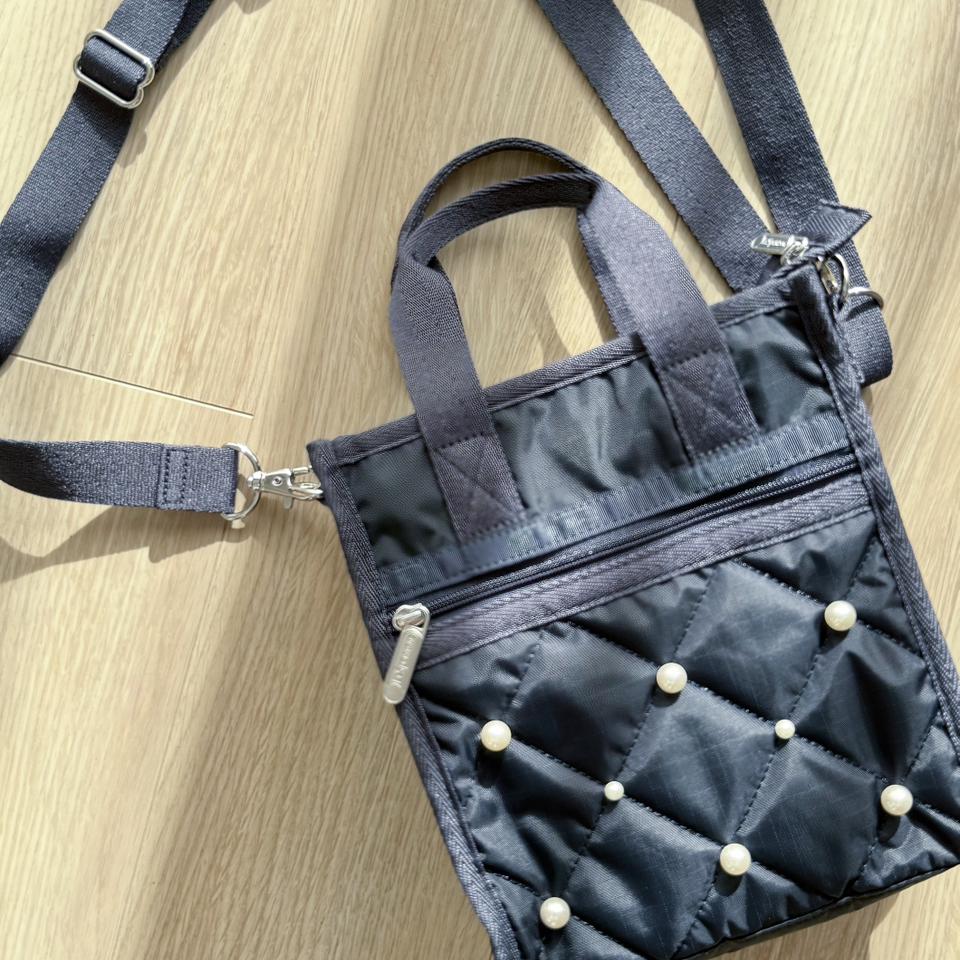 {{.FirstItem.Brand.Name}}({{.FirstItem.Brand.NameKana}})の「{{.FirstItem.Name}}」を使った{{.PostType}}